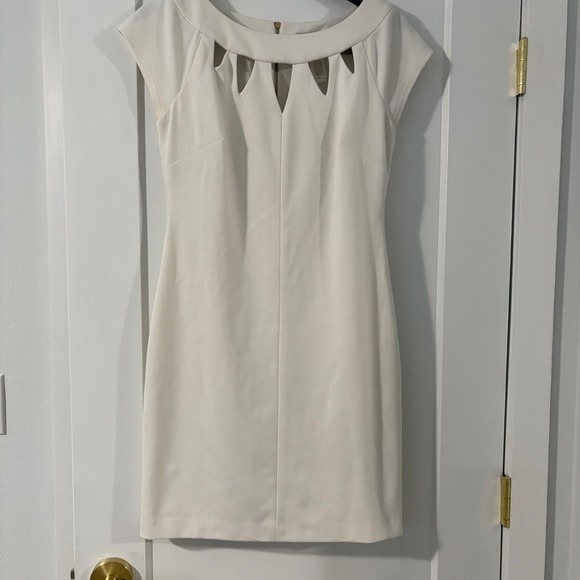 Laundry by Design White Dress Cutout Neckline Sleeveless Sheath Party Career - Picture 1 of 10